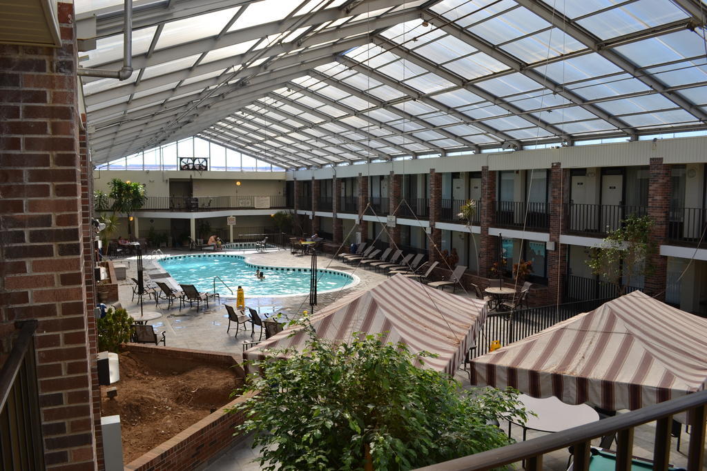 Jameson Inn & Suites Bowling Green Exterior photo